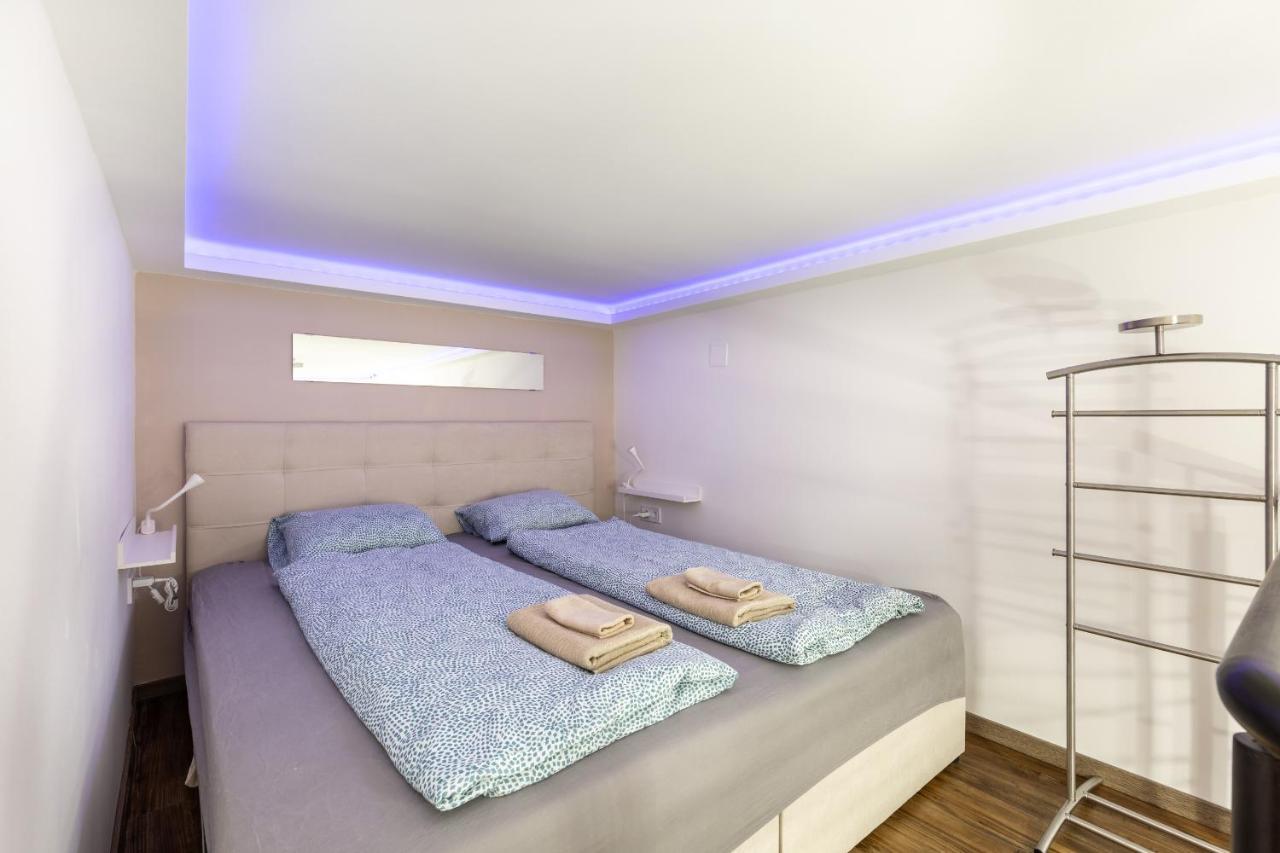 W11 A Weiner Budapešť